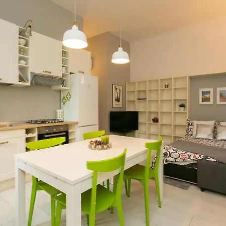 The Best Rent - Beautiful Near Loreto Metro Station *