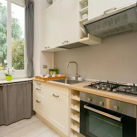 Apartment The Best Rent - Beautiful Near Loreto Metro Station *